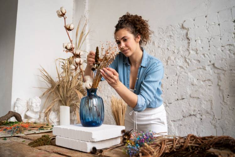 Why Handicraft Items Manufacturers Are Your Best Bet for Unique Home Decor